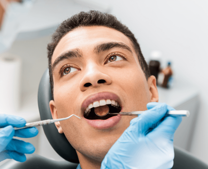 Cabinet dentaire moderne Centre Amiral Agadir - Équipement de pointe